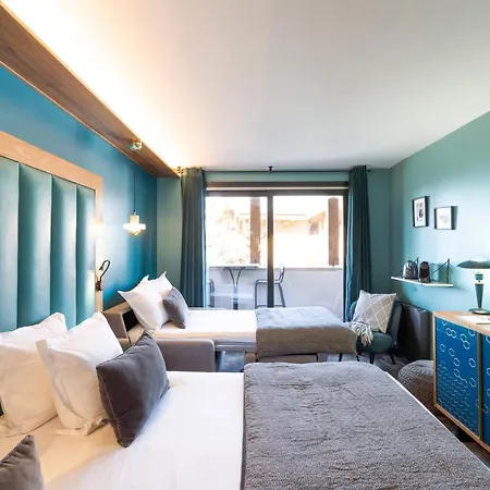 Fahrenheit Seven Hotell