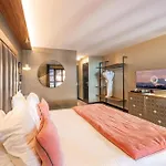 Fahrenheit Seven Hotel Courchevel