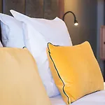 Hotel Fahrenheit Seven