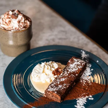 Hotel Fahrenheit Seven 4*