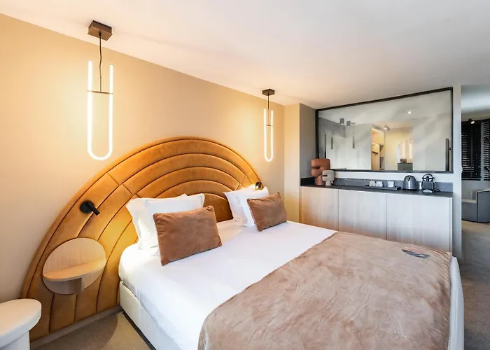 Hotel Fahrenheit Seven Courchevel