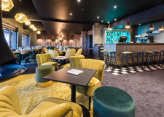 Fahrenheit Seven Hotel