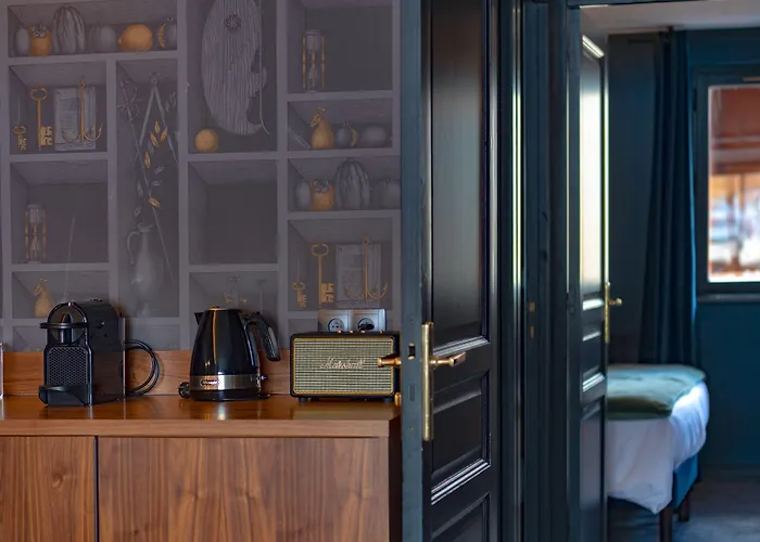 Hotel Fahrenheit Seven 4*