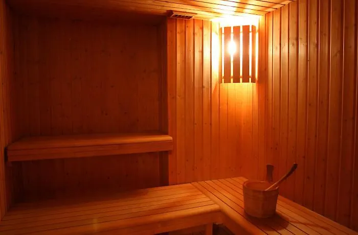 Szálloda Fahrenheit Seven 4*