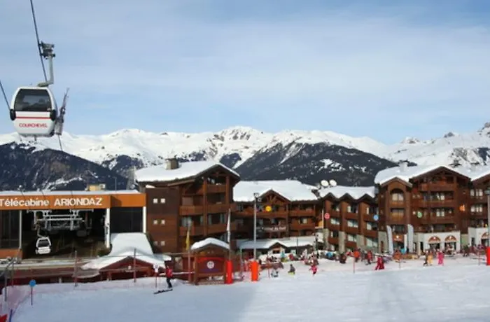 Fahrenheit Seven Szálloda 4*