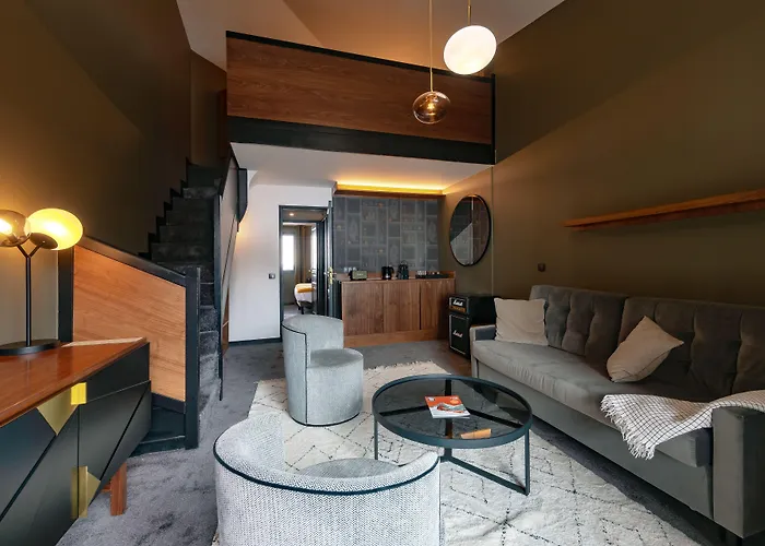 Fahrenheit Seven קורשבל