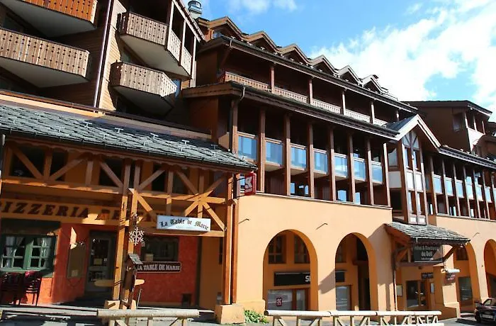 מלון Fahrenheit Seven